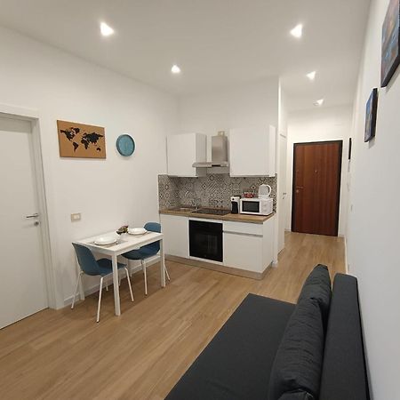 Апартаменты Dimora Crispi 70 Бари Экстерьер фото