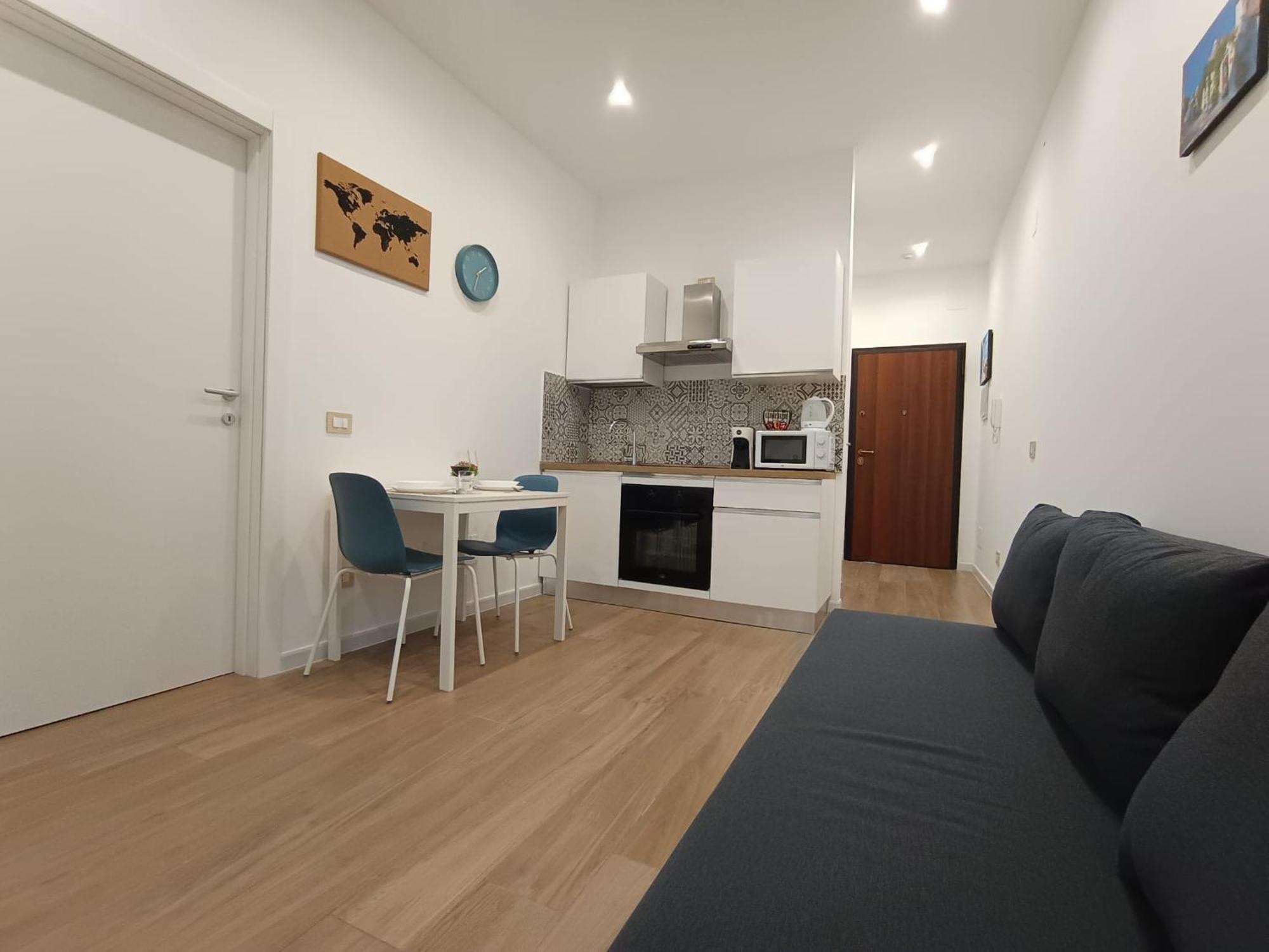 Апартаменты Dimora Crispi 70 Бари Экстерьер фото
