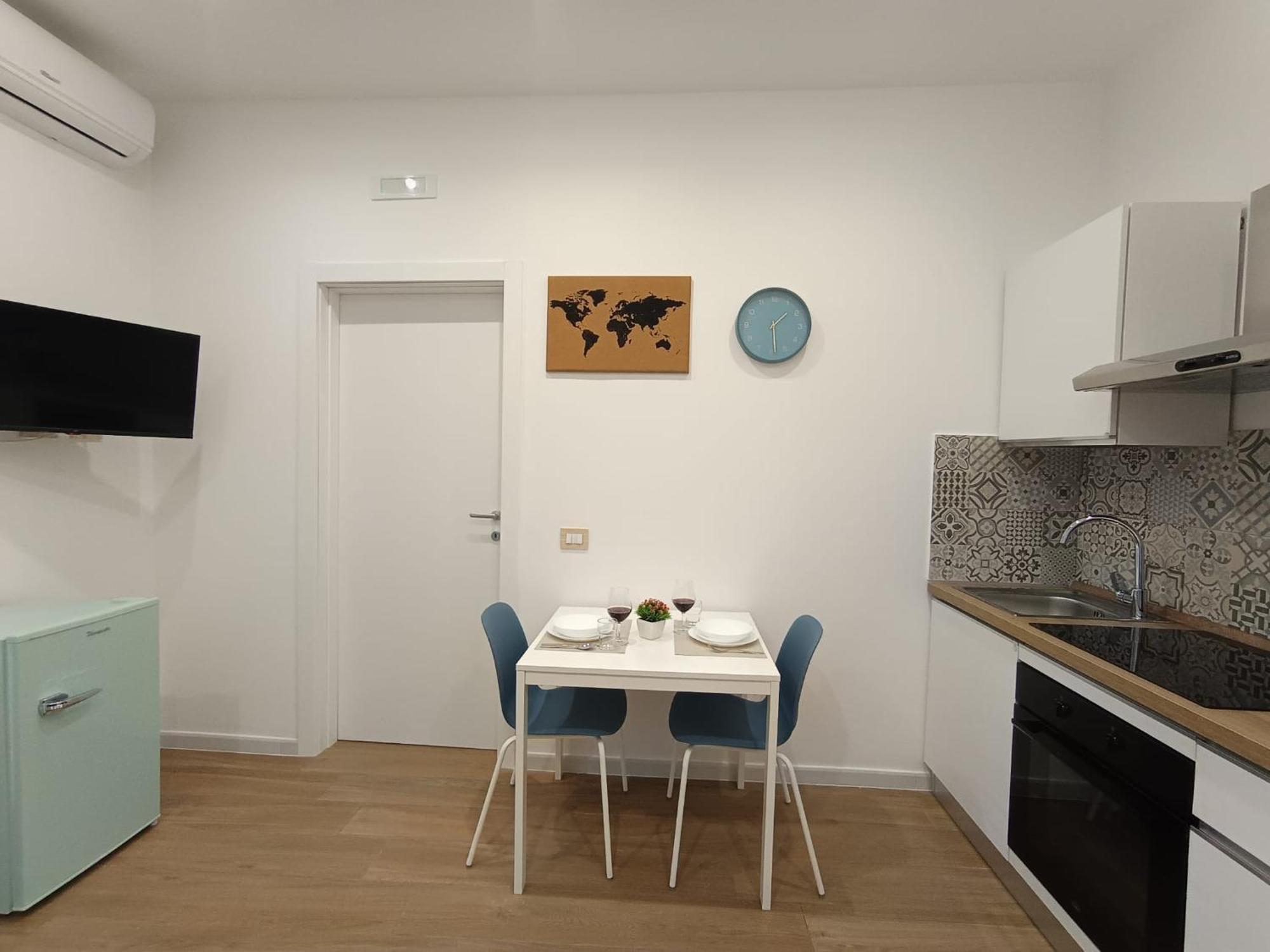 Апартаменты Dimora Crispi 70 Бари Экстерьер фото
